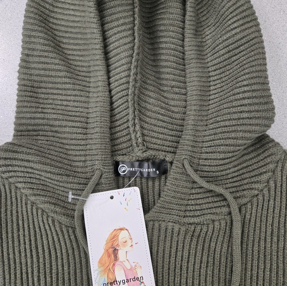 Olive Green Ribbed Hoodie Sweater Size Small Pretty Brand